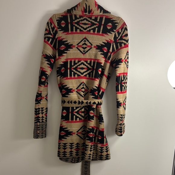Jones New York Black and Tan Wrap Cardigan with Geometric Pattern - Picture 3 of 3